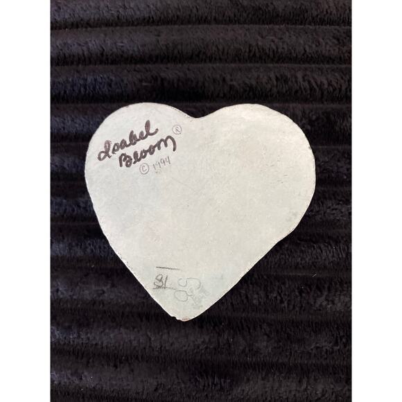 Isabel Bloom Love Bird Heart Figurine, 1994 - Charming Collectible - Picture 2 of 2